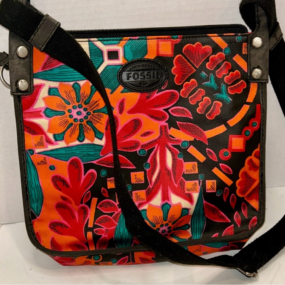 Fossil Women's Crossbody Bag - Red, Orange, Teal Floral